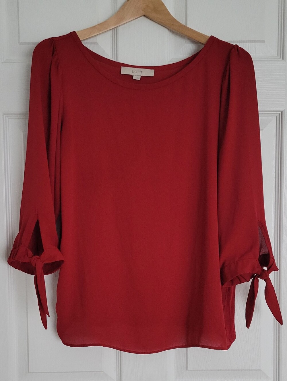 LOFT Women's Red Flowy Tie-Sleeve Blouse